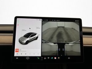 Tesla Model Y bild 16