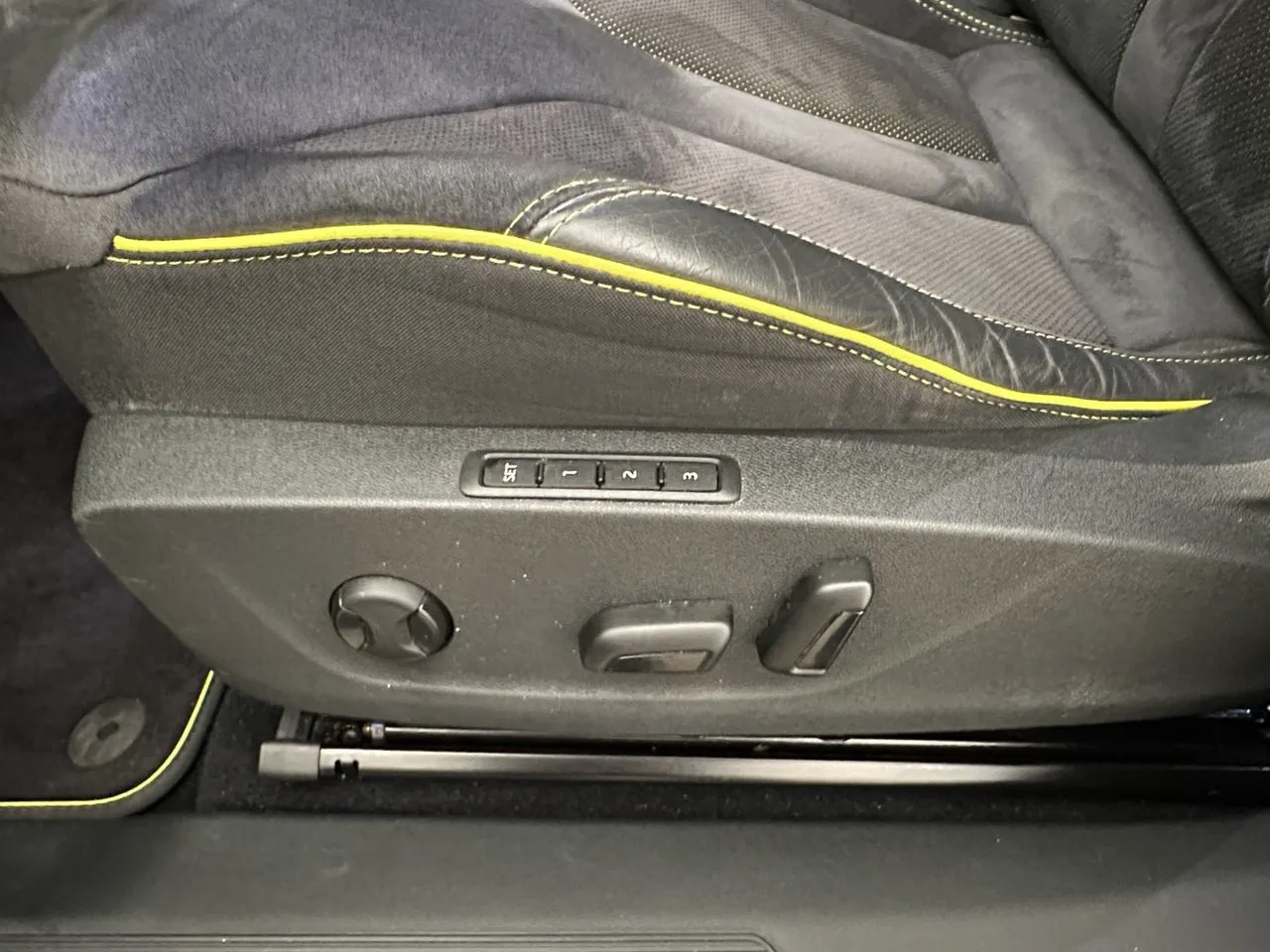 Skoda Enyaq bild 12