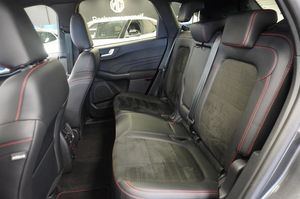 Ford Kuga bild 14