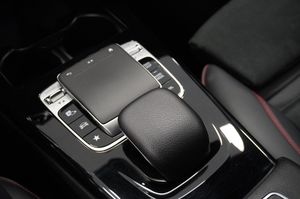 Mercedes CLA180 bild 30