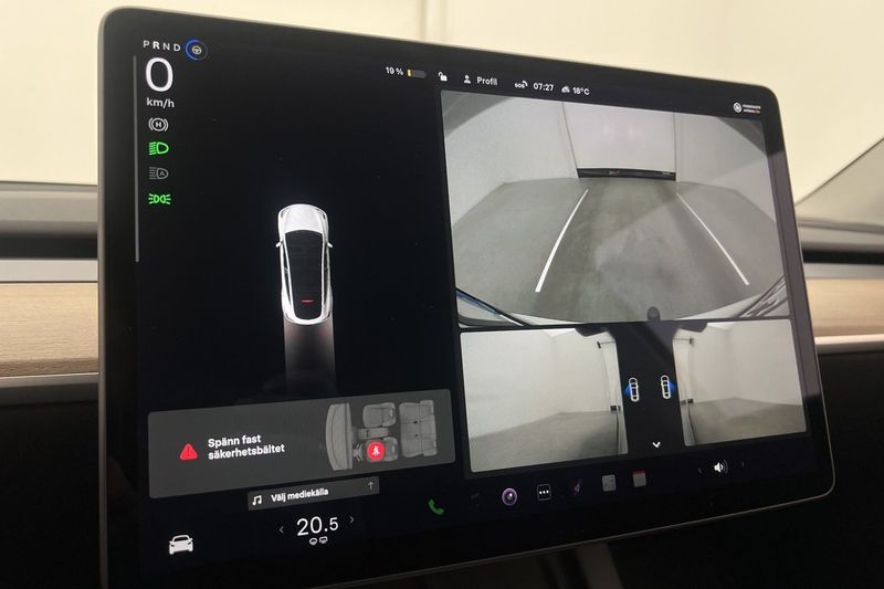 Tesla Model Y bild 18