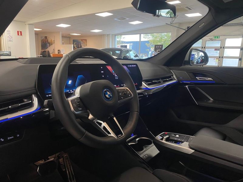 BMW iX1 bild 5