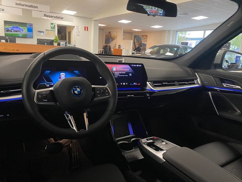 BMW iX1 bild 6