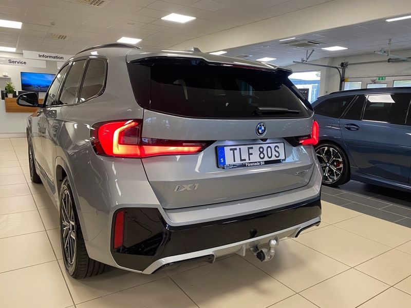 BMW iX1 bild 10