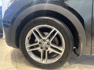 Hyundai Grand Santa Fe bild 9