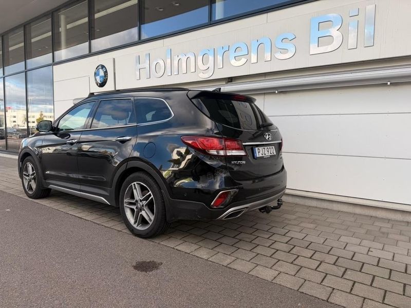 Hyundai Grand Santa Fe bild 3