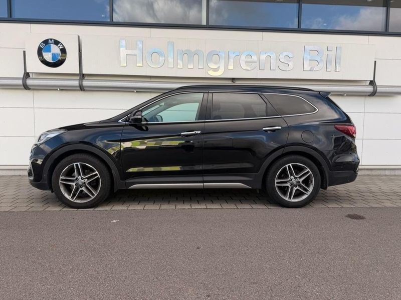 Hyundai Grand Santa Fe bild 2