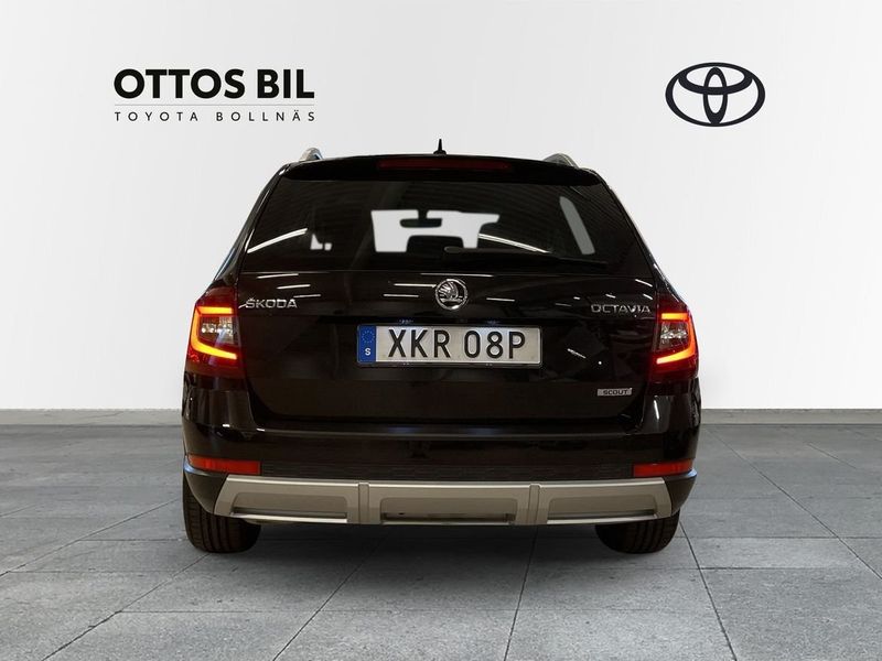 Skoda Octavia bild 4