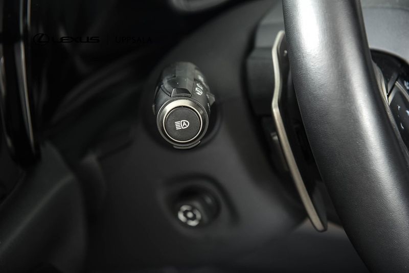Lexus NX bild 15