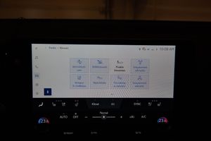 Lexus NX bild 22