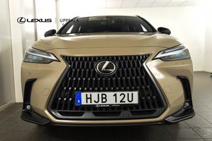 Lexus NX bild 4