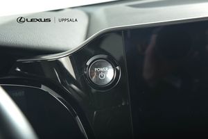 Lexus NX bild 17