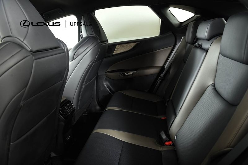 Lexus NX bild 9