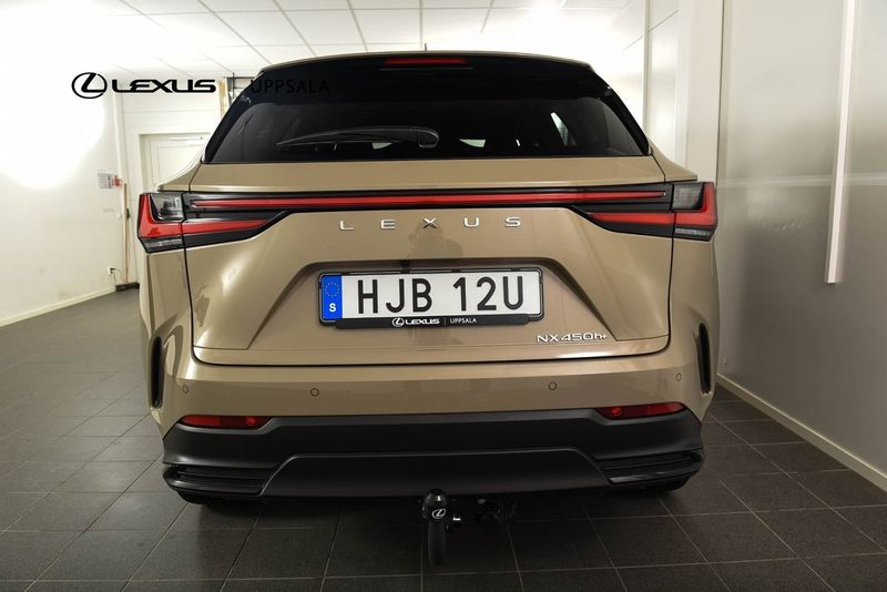 Lexus NX bild 5
