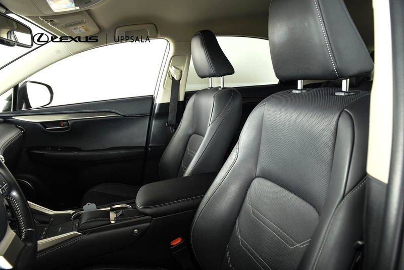 Lexus NX bild 7