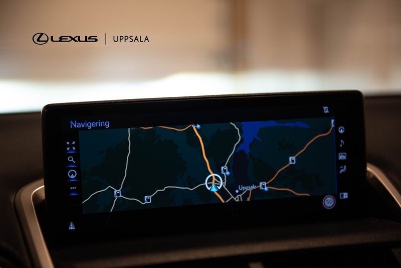 Lexus NX bild 19