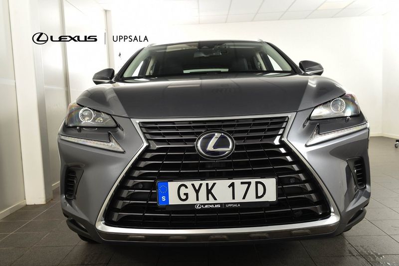 Lexus NX bild 4