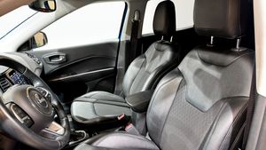 Jeep Compass bild 8