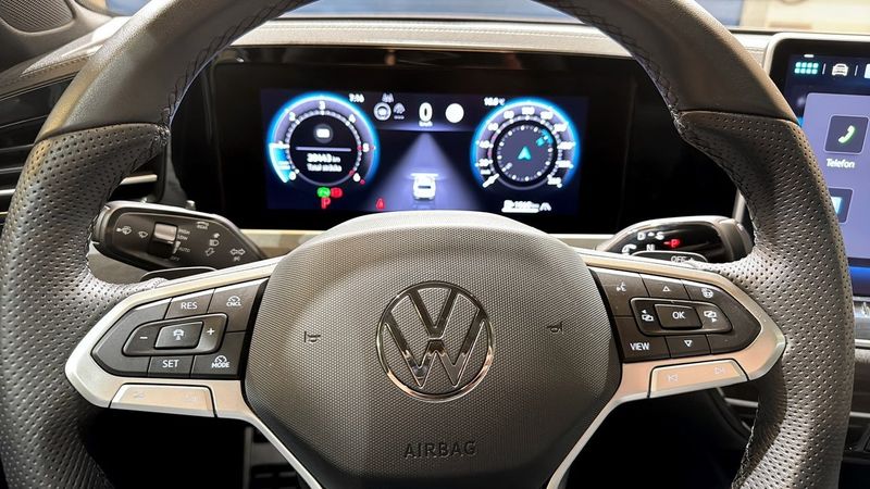 Volkswagen Passat bild 19