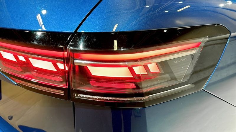 Volkswagen Passat bild 16