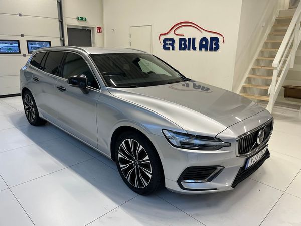 Volvo V60 T6 Awd Core edition Plug in Hybrid - 2023