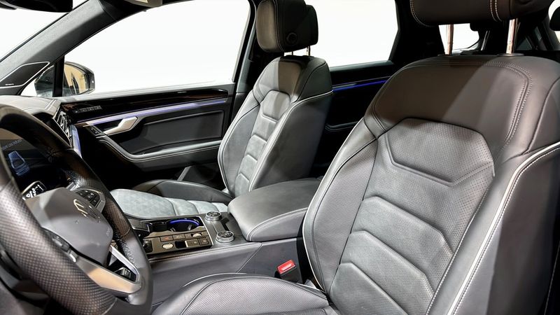 Volkswagen Touareg bild 8