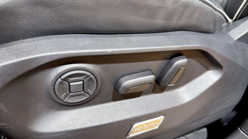Volkswagen Touareg bild 19