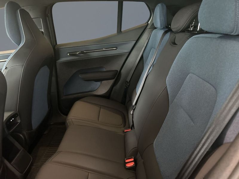 Volvo EX30 bild 8