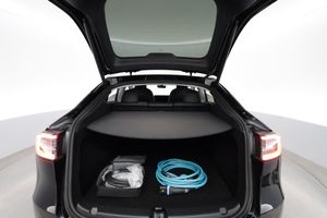 Tesla Model Y bild 25