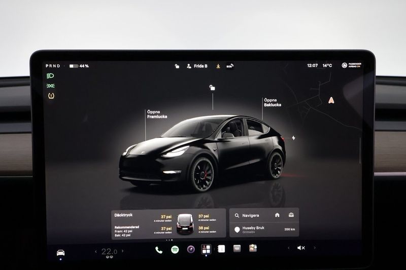 Tesla Model Y bild 16