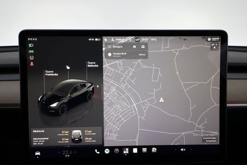 Tesla Model Y bild 17