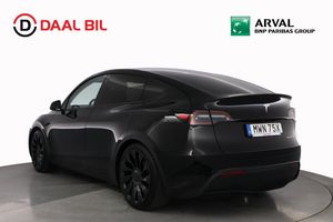 Tesla Model Y bild 8