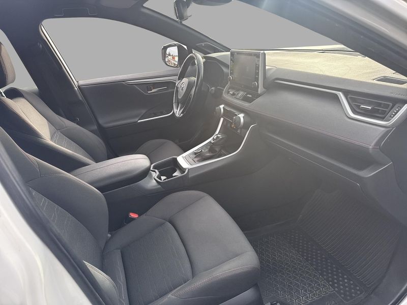 Toyota RAV4 bild 10