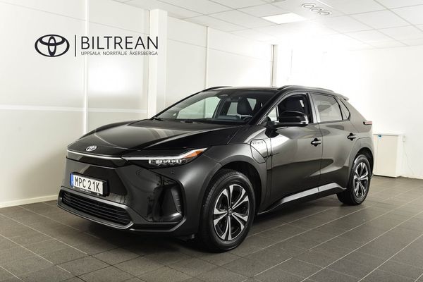 Toyota bZ4X 71.4 kWh Style Backkamera Navi Rattvärme - 2023