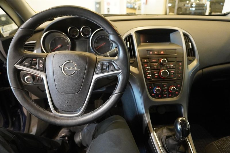 Opel Astra bild 9