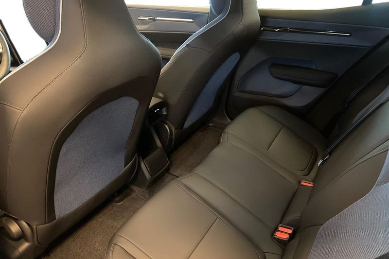 Volvo EX30 bild 13