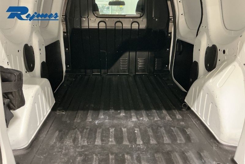 Renault Express bild 14