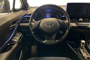 Toyota C-HR bild 11