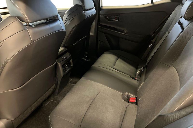Toyota C-HR+ bild 13