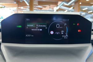 Toyota C-HR+ bild 16