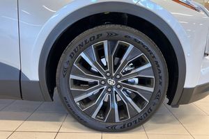 Toyota C-HR+ bild 17