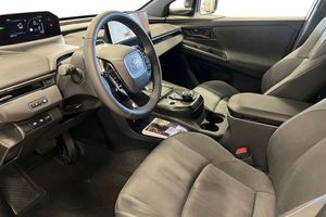 Toyota C-HR+ bild 14