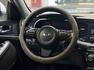 Kia Optima bild 9