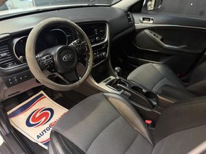 Kia Optima bild 7