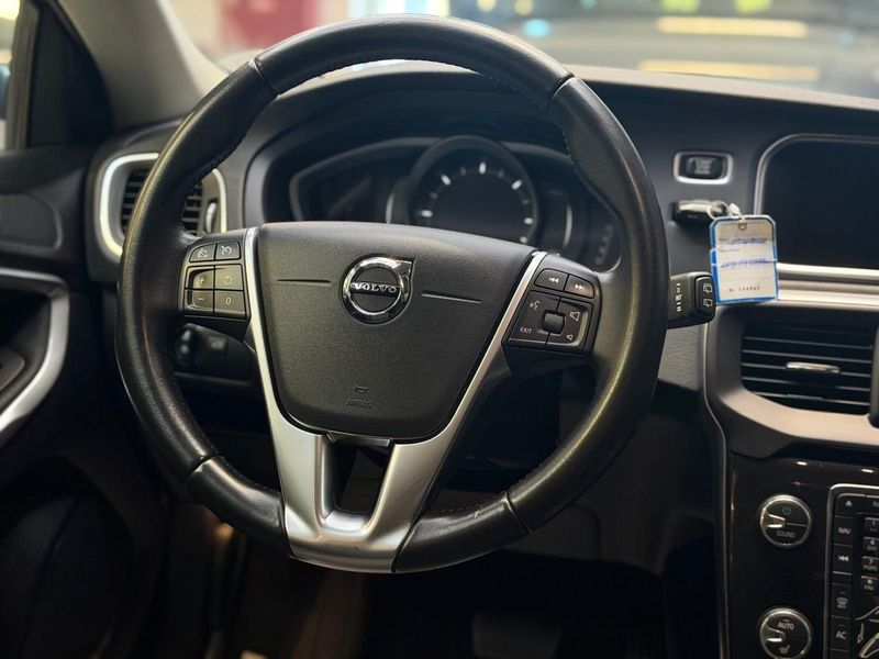 Volvo V40 bild 9