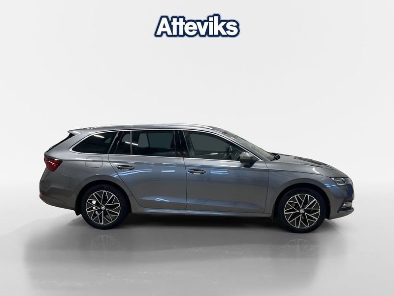 Skoda Octavia bild 2