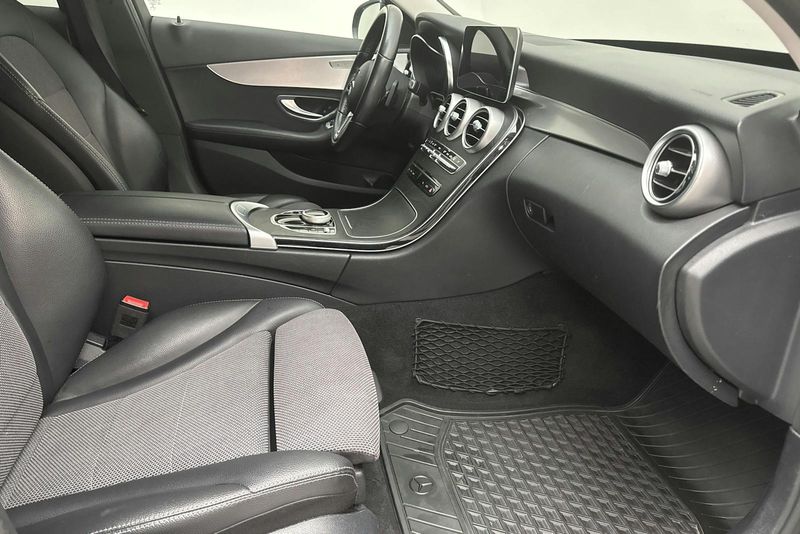Mercedes C200 bild 7