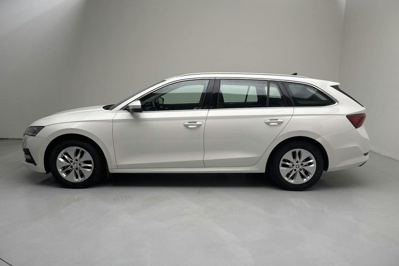 Skoda Octavia bild 2