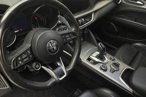 Alfa Romeo Stelvio bild 14