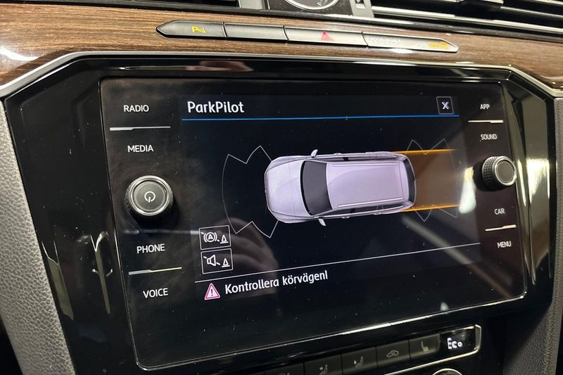 Volkswagen Passat bild 14